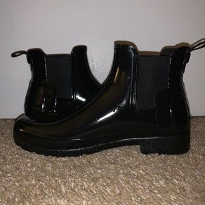 NWOT Hunter All-Weather Chelsea Boots